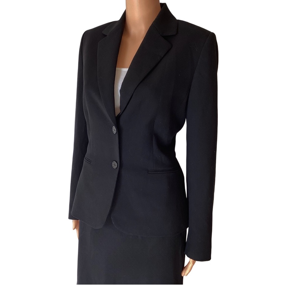 EUC Worn 1x Tahari Black Jacket & Skirt Suit 6 & 8
